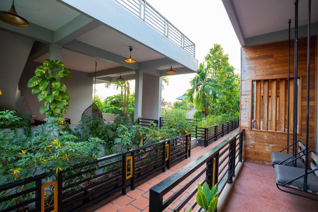 Samnak Lounge Hotel Siem Reap Luaran gambar